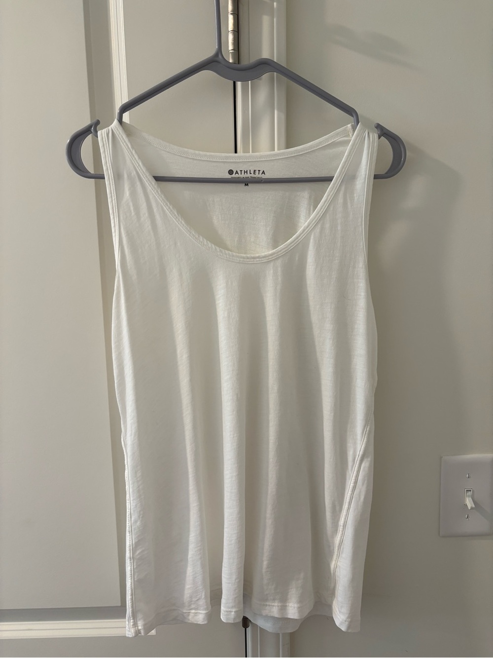 Athleta White Scoop Neck Women’s Tank